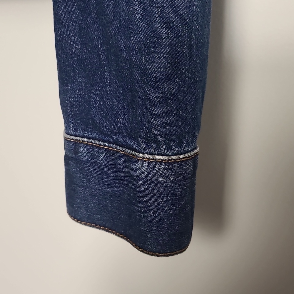BANANA REPUBLIC Clean Classic Mediun Wash Blue Jean Jacket Size Small - Picture 4 of 16